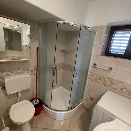 Apartment Mlija Omis Exterior photo