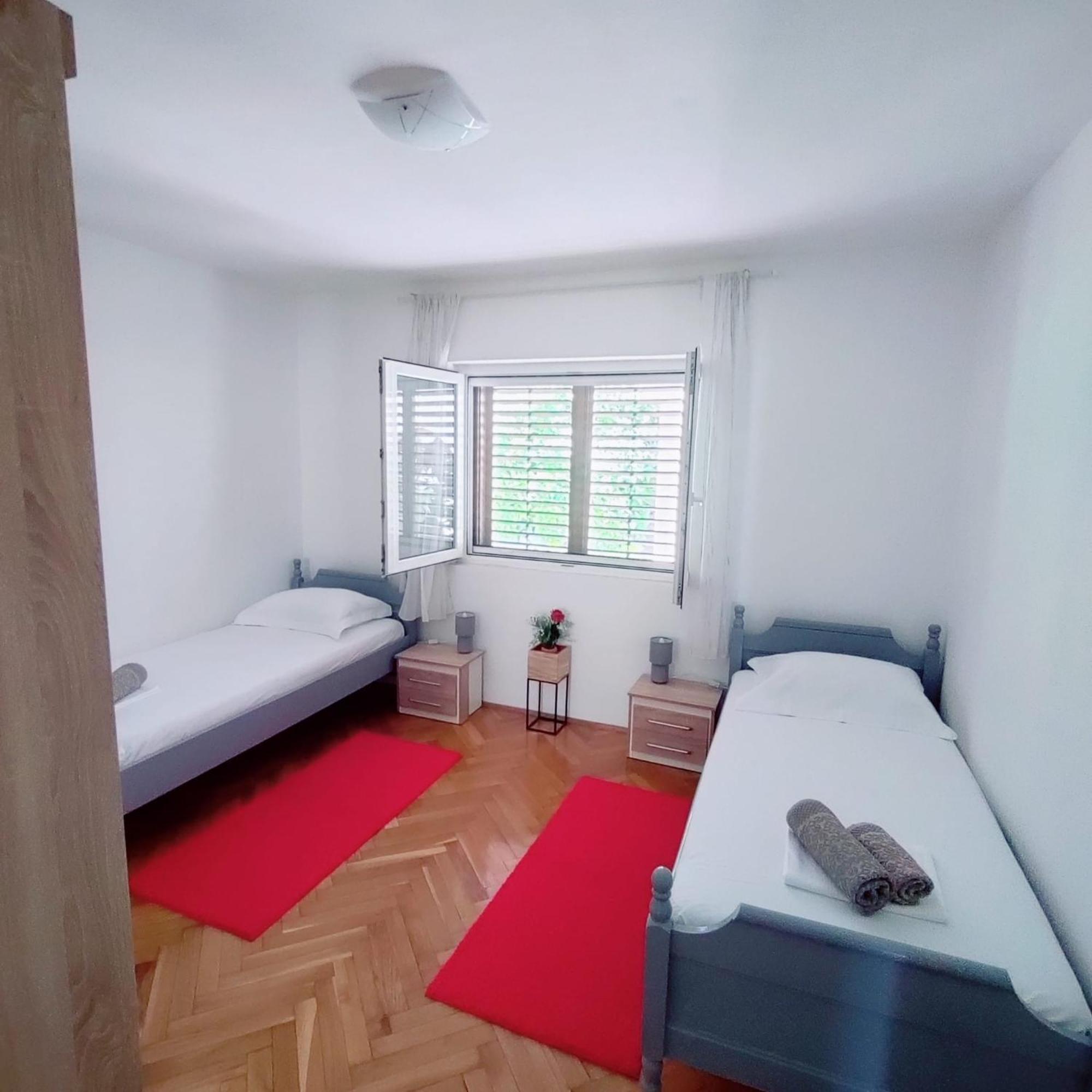 Apartment Mlija Omis